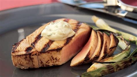 seared-tuna-steaks-with-wasabi-green-onion-mayonnaise image