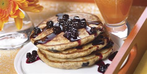 robinhood-blueberry-flaxseed-pancakes image