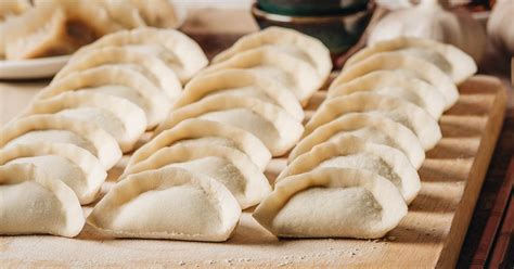 how-to-make-chinese-dumplings-omnivores image