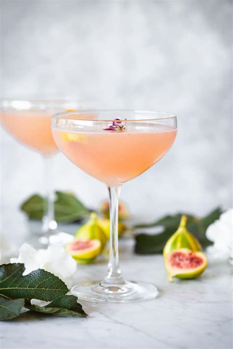 fig-cocktail-fig-daiquiri-with-fig-leaf-simple-syrup image