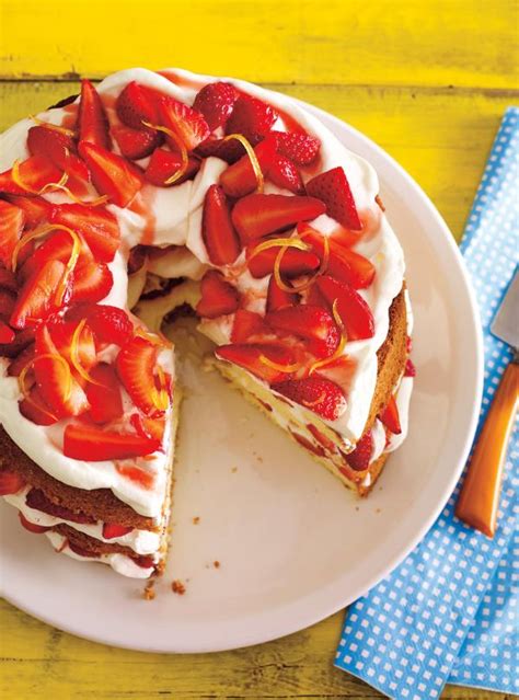 strawberry-and-lemon-shortcake-ricardo image