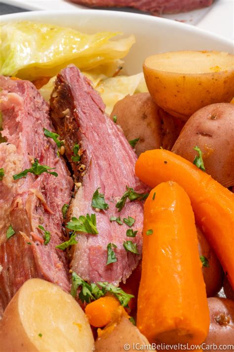 best-corned-beef-and-cabbage-recipe-3-ways-to-cook-it image