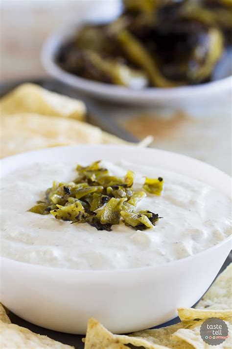 creamy-hatch-green-chile-dip-taste-and-tell image