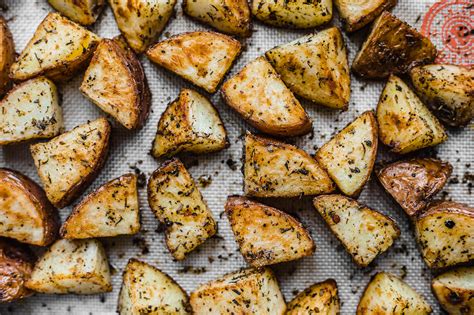 crispy-roasted-zaatar-potatoes-buck-naked-kitchen image