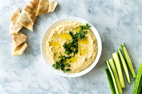 a-guide-to-15-middle-eastern-dips-the-spruce-eats image