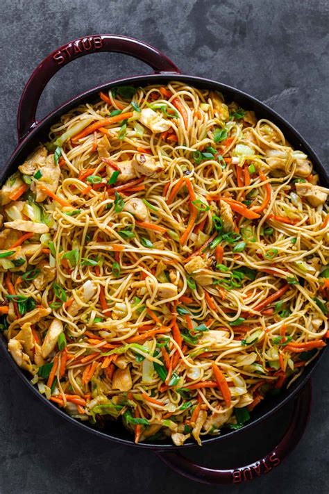 chicken-chow-mein-with-best-chow-mein-sauce image