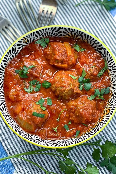 moroccan-meatballs-recipe-beef-or-lamb-l-panning-the image