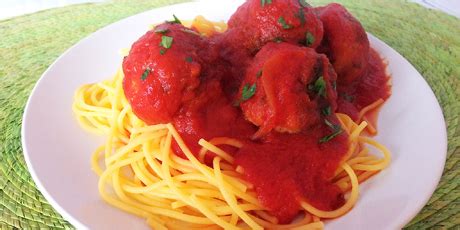 super-easy-spaghetti-recipes-food-network-canada image