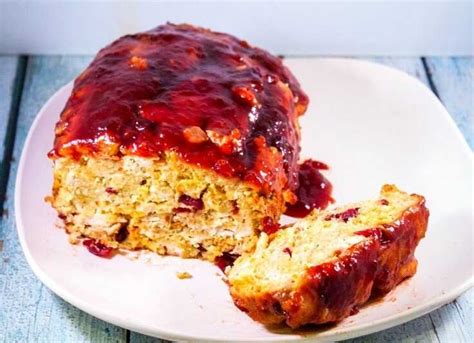 thanksgiving-meatloaf-with-cranberry-balsamic-glaze image