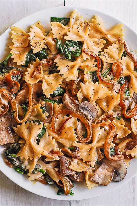 farfalle-with-spinach-mushrooms-caramelized-onions image