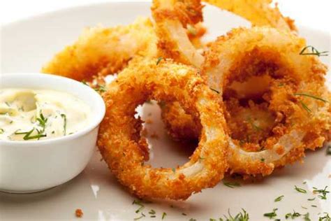 calamares-with-garlic-mayo-dip-recipe-panlasang image