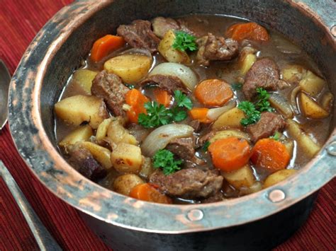 copycat-molly-malones-irish-beef-stew image