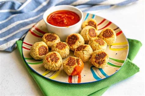 baby-meatballs-family-food-on-the-table image