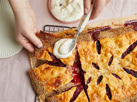 super-easy-mixed-berry-slab-pie-recipe-kitchen image