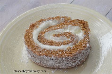 pumpkin-roll-traditional-and-gluten-free image