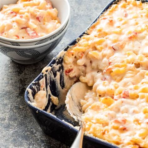 macaroni-and-cheese-with-tomatoes-cooks-country image