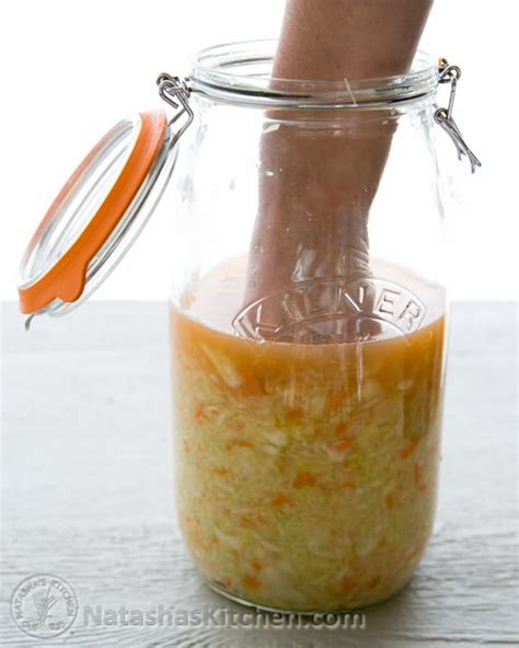 homemade-sauerkraut-recipe-kvashenaya-kapusta image