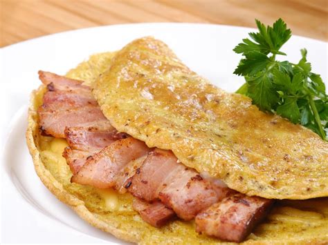 eggs-cheese-and-bacon-omelet-recipe-and-nutrition image