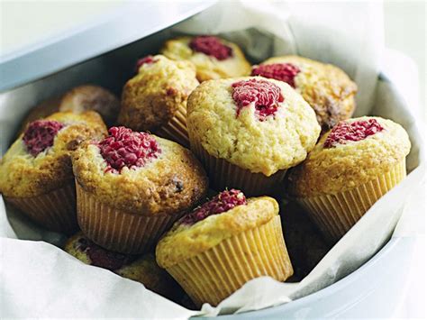 raspberry-and-banana-mini-muffins-food-to-love image