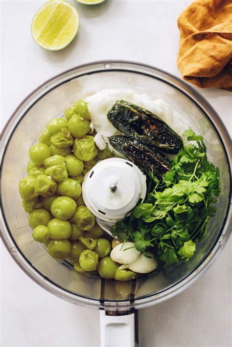 roasted-salsa-verde-30-minutes-minimalist-baker image