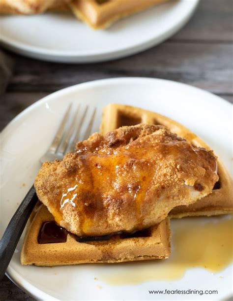 gluten-free-chicken-and-waffles-fearless-dining image