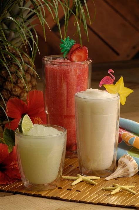 11-frozen-blender-drink-recipes-with-alcohol image