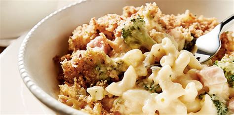 hearty-ham-broccoli-macaroni-and-cheese-tre-stelle image