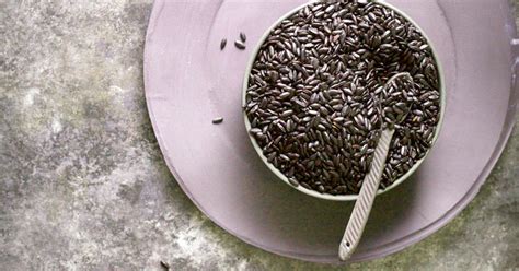 11-surprising-benefits-and-uses-of-black-rice-healthline image