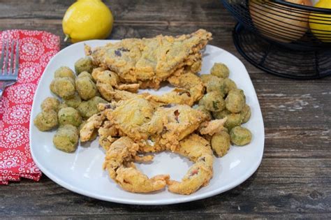 fried-soft-shell-crabs-this-ole-mom image
