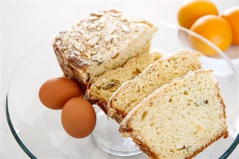 a-recipe-for-easter-placek-the-traditional-polish-bread image