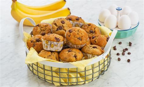 one-bowl-banana-chocolate-chip-muffins-get image