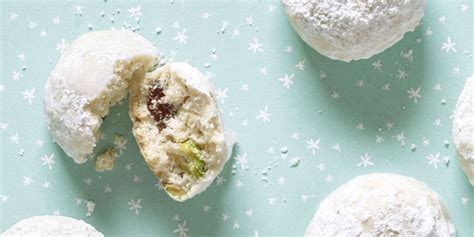 how-to-make-pistachio-and-cherry-polvorones image