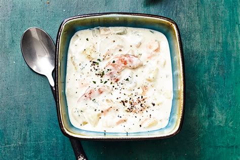 best-ever-slow-cooker-seafood-chowder-canadian-living image