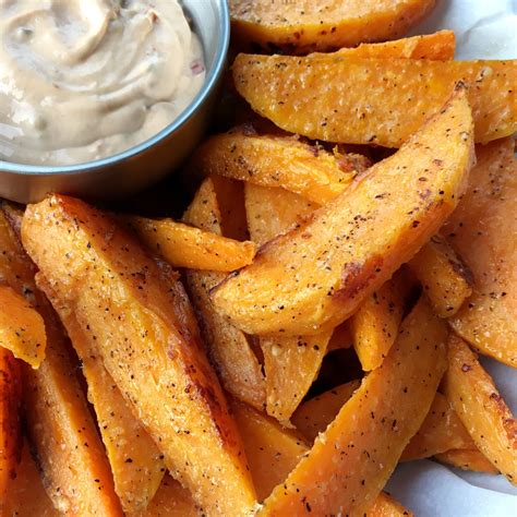 crispy-sweet-potato-fries-with-chipotle-mayo-a-day-in image