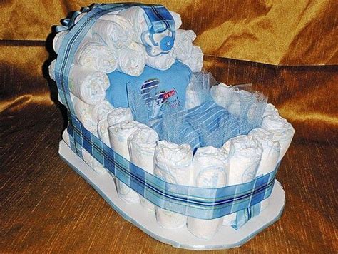 best-22-homemade-and-unique-diaper-cake-ideas image