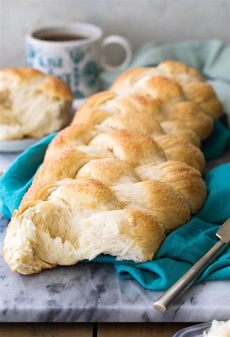 sweet-bread-braided-bread-sugar-spun-run image