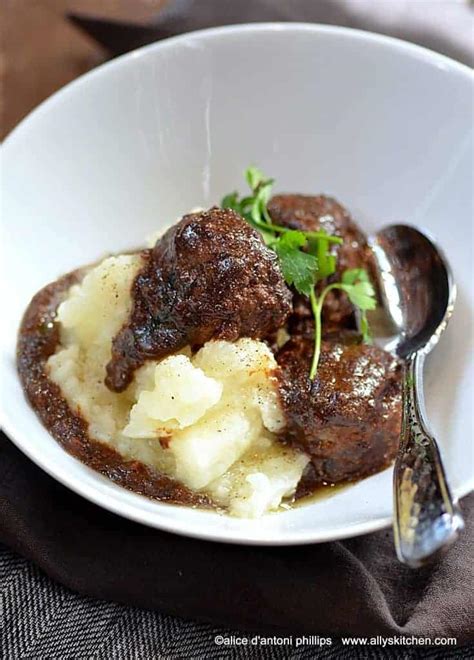 country-style-beef-meatballs-with-gravy-meatballs-gravy image