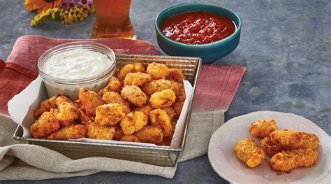 air-fryer-cheese-curds-recipe-wisconsin-cheese image