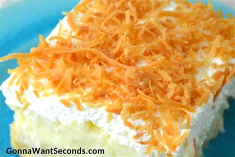 coconut-cream-pie-bars-rich-and-luscious-gonna-want image