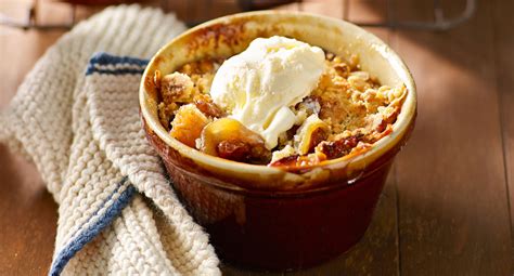 apple-and-raisin-crumble-recipe-recipe-better-homes image