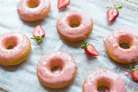 fresh-strawberry-glazed-baked-doughnuts-fifteen image