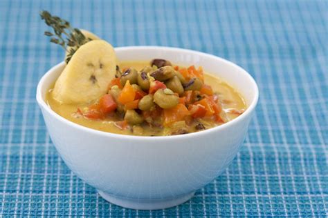 caribbean-curry-black-eyed-peas-with-plantains image