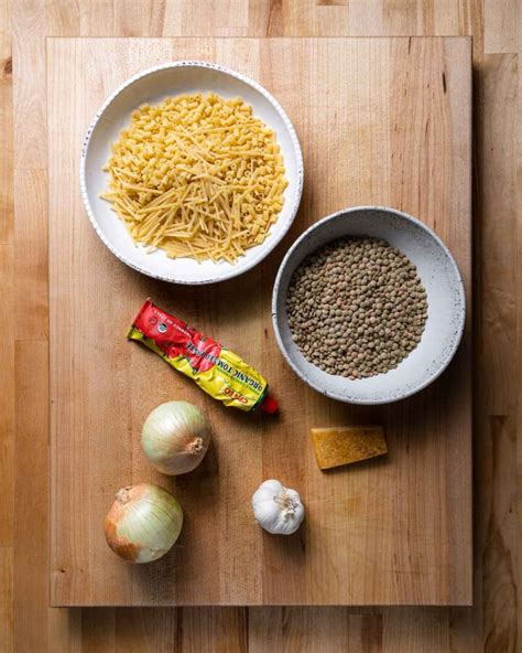 pasta-e-lenticchie-easy-pantry-pasta-sip-and-feast image