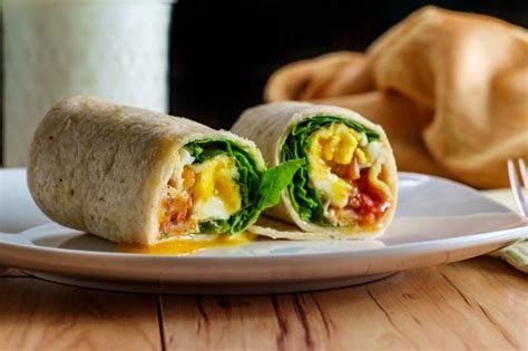 12-breakfast-burrito-recipes-that-are-high-in-protein image