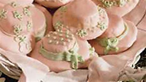 easter-bonnets-recipe-pillsburycom image