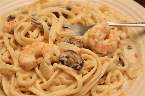 spicy-shrimp-alfredo-fresh-and-natural-foods image