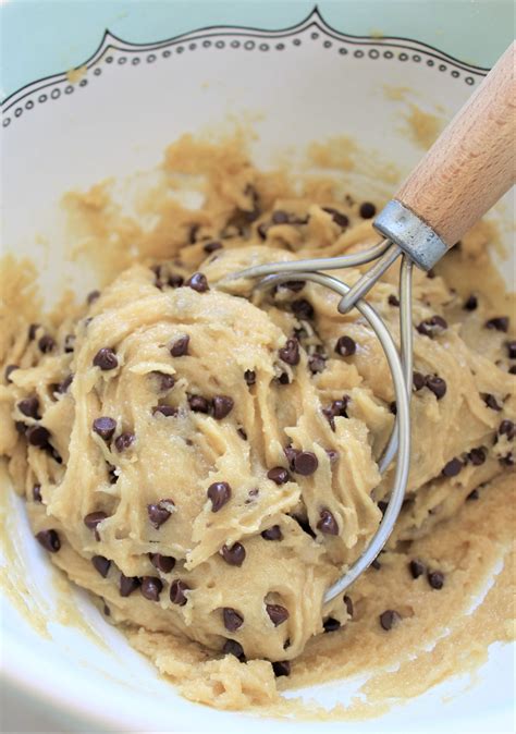 easy-no-butter-chocolate-chip-cookies-recipe-the image