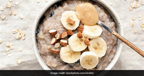 loaded-with-bananas-and-peanut-butter-this-oatmeal image