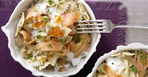 creamy-smoked-salmon-pasta-recipe-eat-smarter-usa image