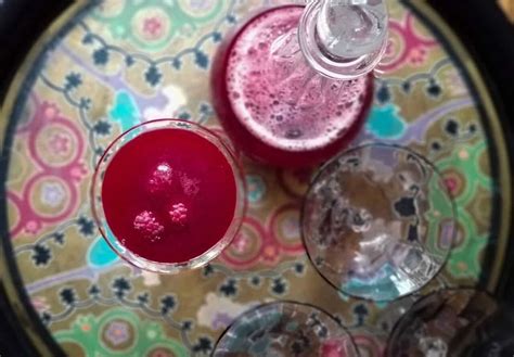 old-fashioned-raspberry-cordial-a-sweet-cocktail image